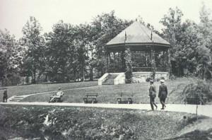 The bandstand in Penn's Common, designed by Reading architect Alexander Forbes Smith and completed in July 1897, was 27 feet in diameter and stood 23 feet high. Notice that the roof supports resembled knights' lances. J.S. Koch was in charge of construction.